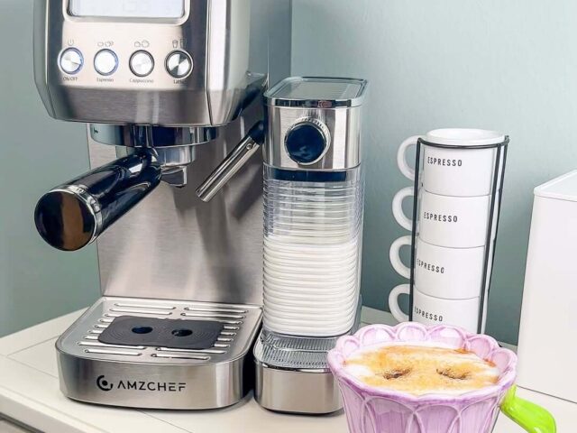 Caffeine in Decaf Coffee Facts and Insights – CoffeeTimeUSA.com